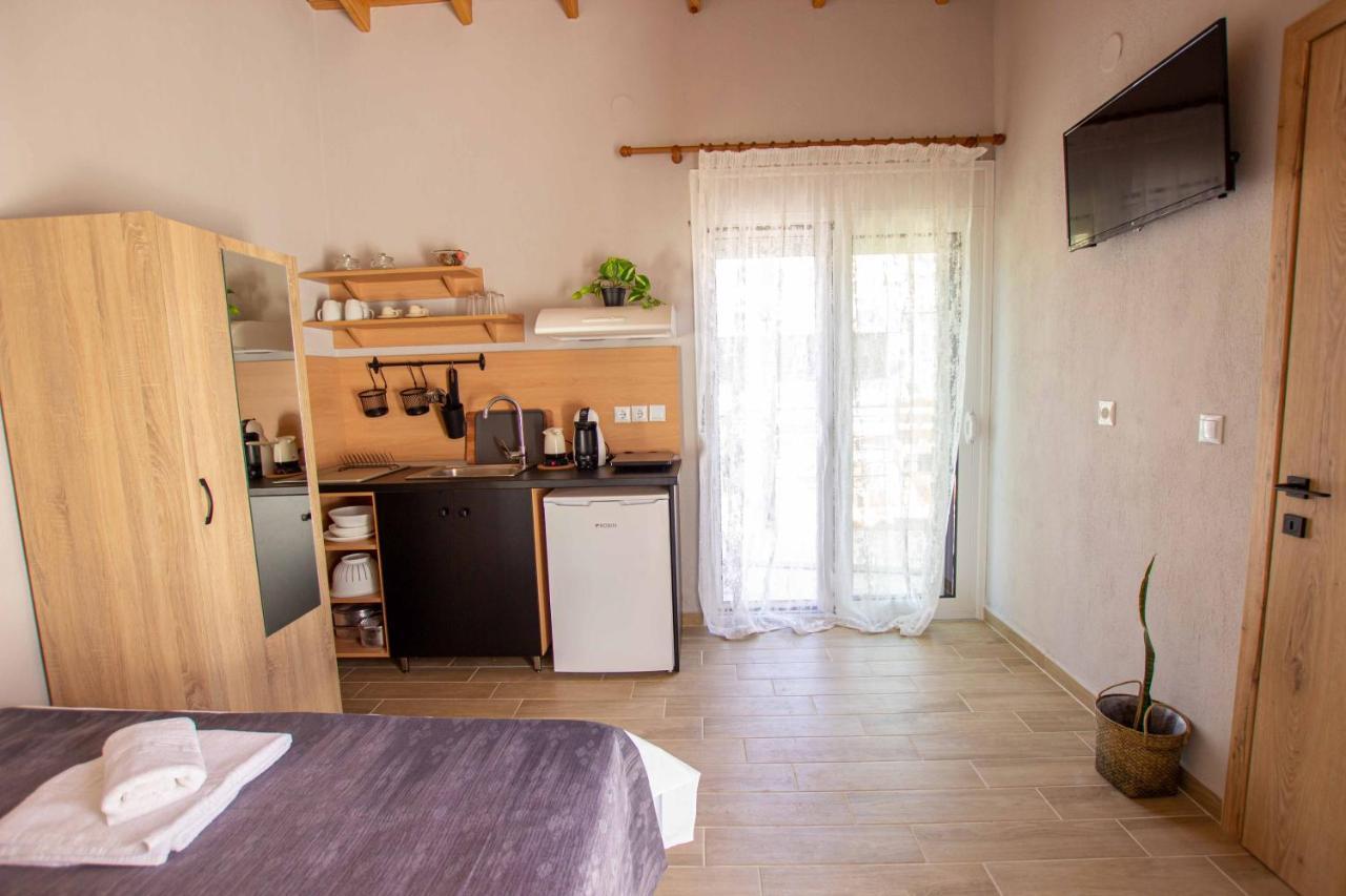 Lila'S Studios Asprovalta Buitenkant foto